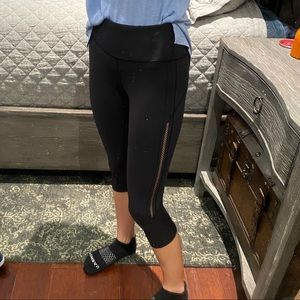 Lululemon 17” leggings